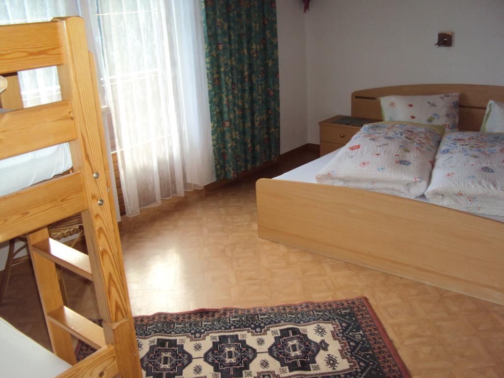 Haus Eben Apartment Hippach Ruang foto