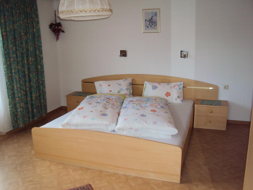 Haus Eben Apartment Hippach Ruang foto