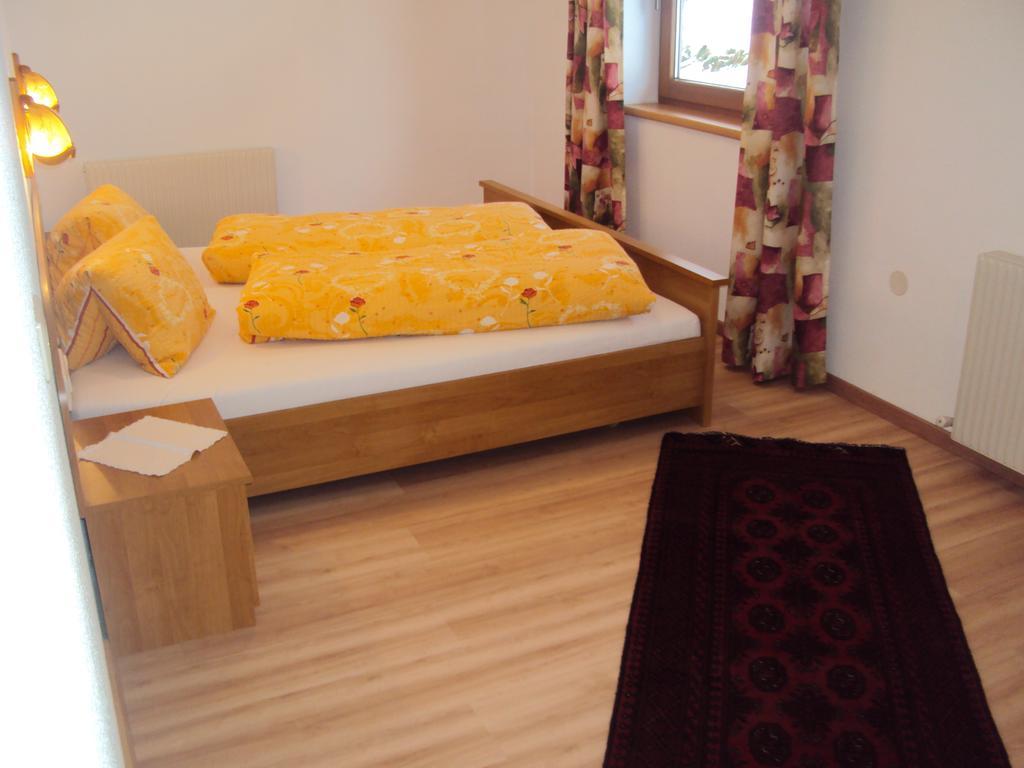 Haus Eben Apartment Hippach Ruang foto